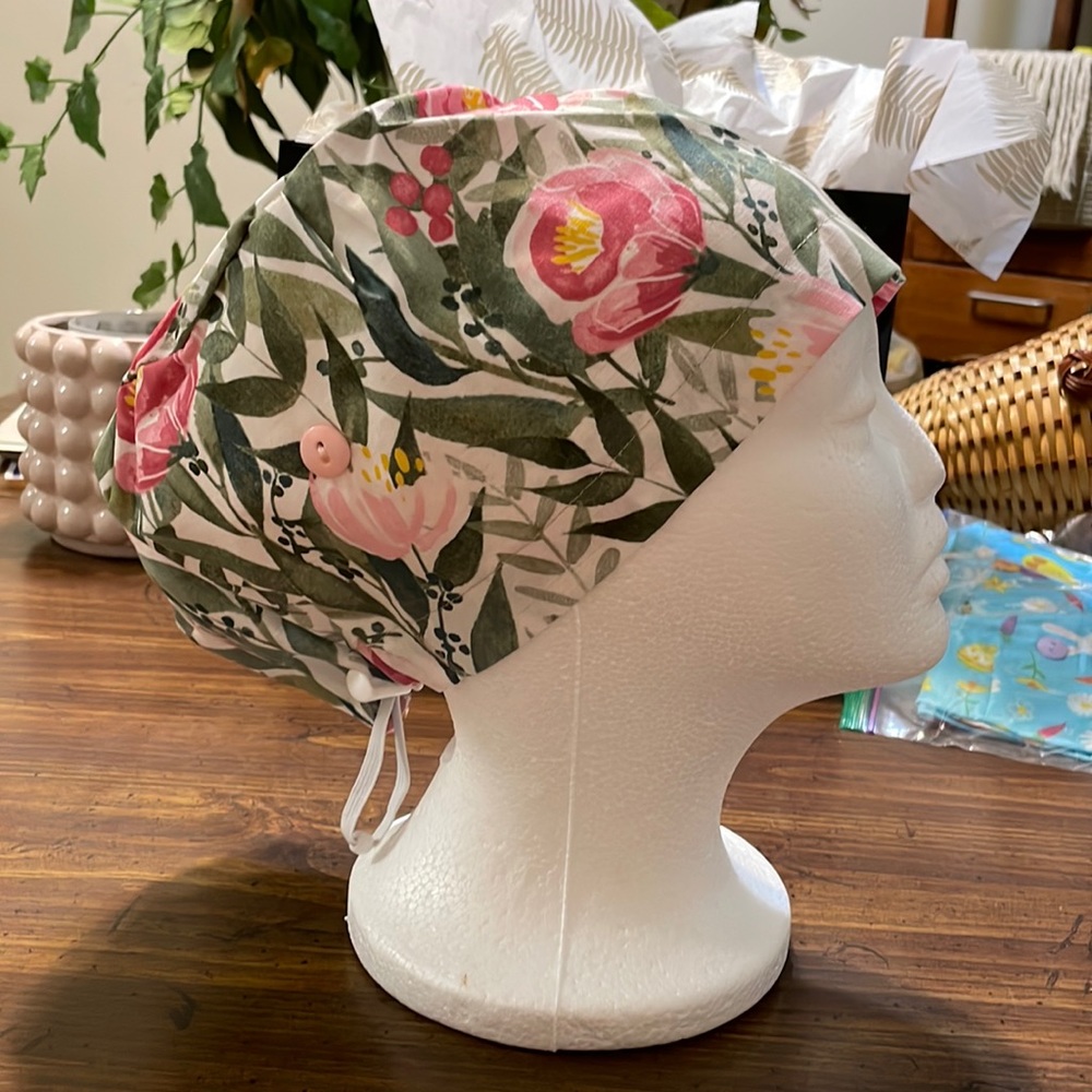 Womens floral Euro scrub cap NEW
